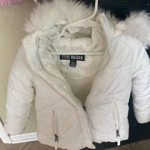 White Steve Madden puffer winter coat. Size 3T